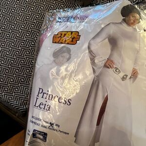 Star Wars Princess Leia Wig and Belt only for Adults- White and Black